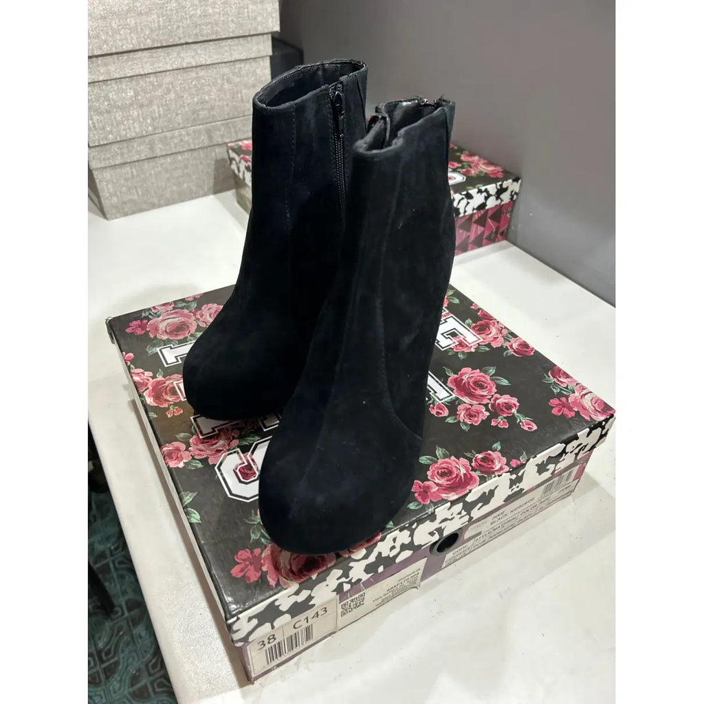 VC-36602565 – Foto originale Vestiaire 5